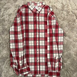 Gently Used Men’s Old Navy Red and White Checkered Shirt